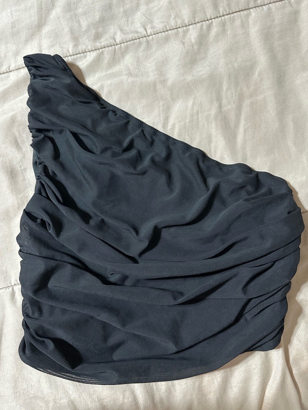 SHEIN Black One-Shoulder Ruched Crop Top